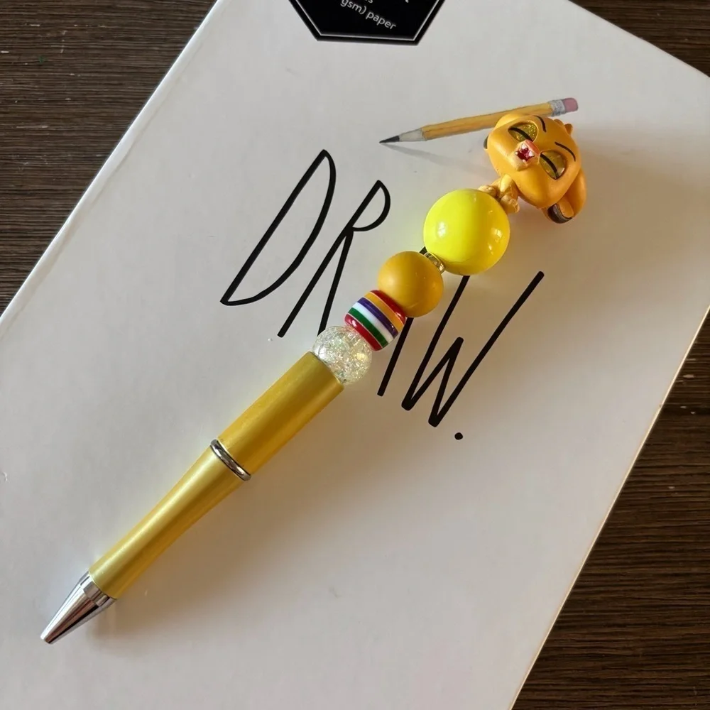 Disney Doorables: The Lion King: Simba handmade beaded pen